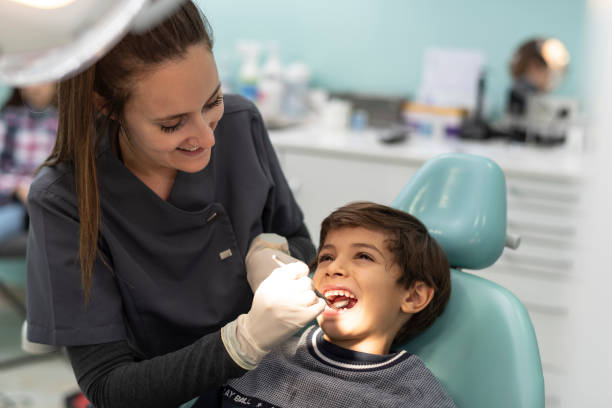 Best Emergency Dental Extractions in Darien Downtown, CT